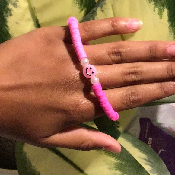 Clay bead bracelet - Picture 4 of 6